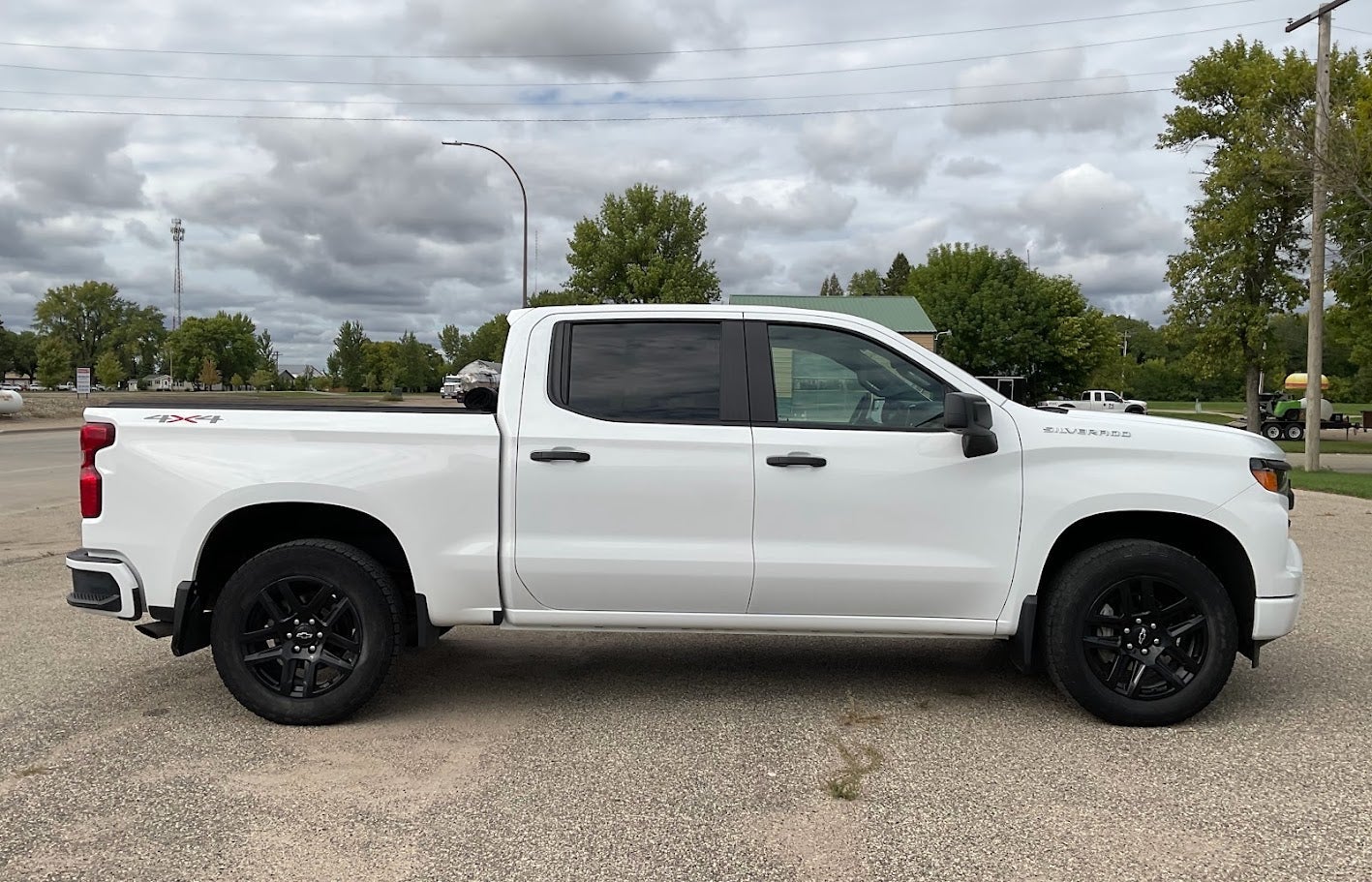 Used 2023 Chevrolet Silverado 1500 Custom with VIN 1GCPDBEK7PZ275749 for sale in Ada, Minnesota