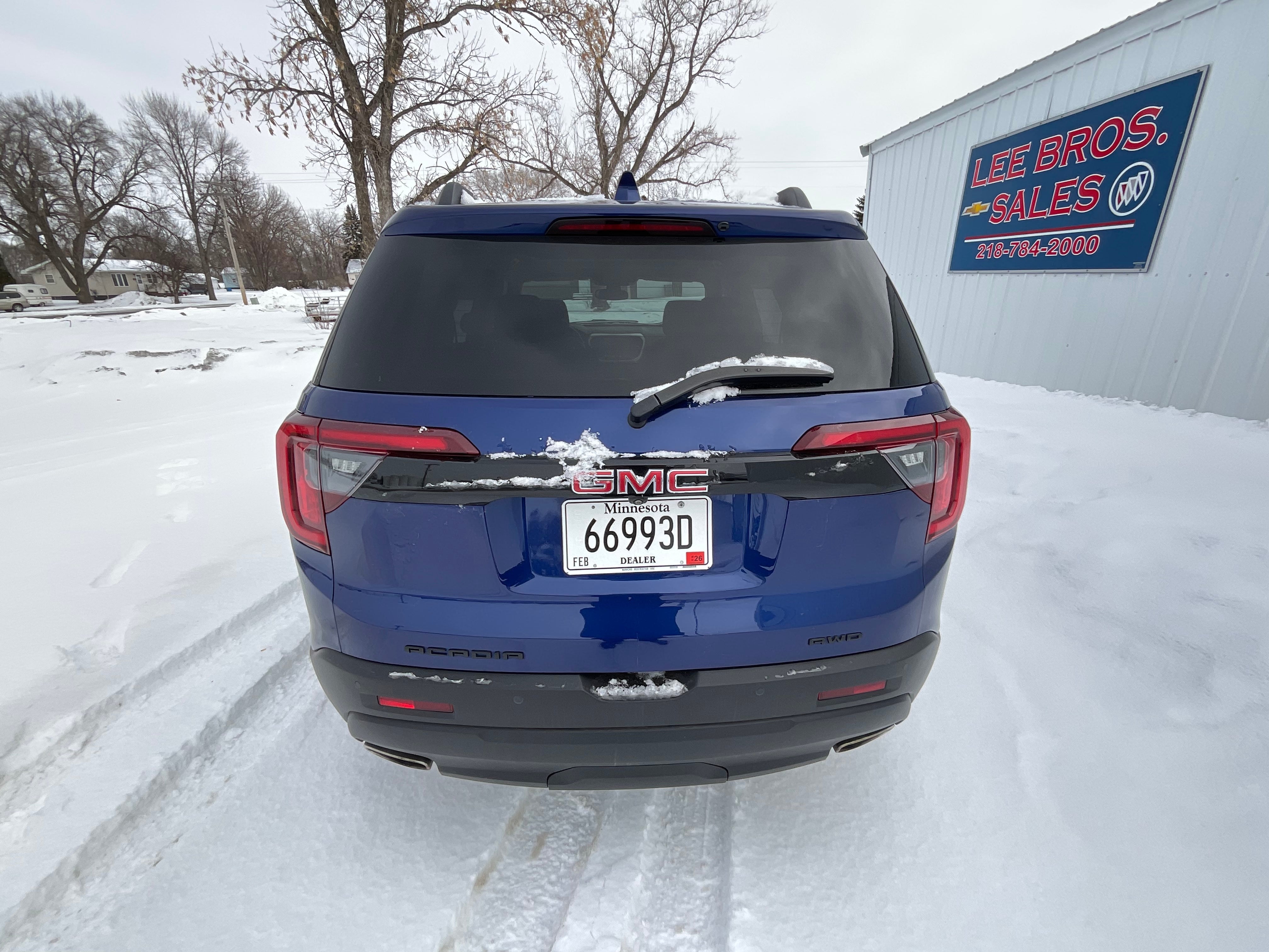 2023 GMC Acadia SLT