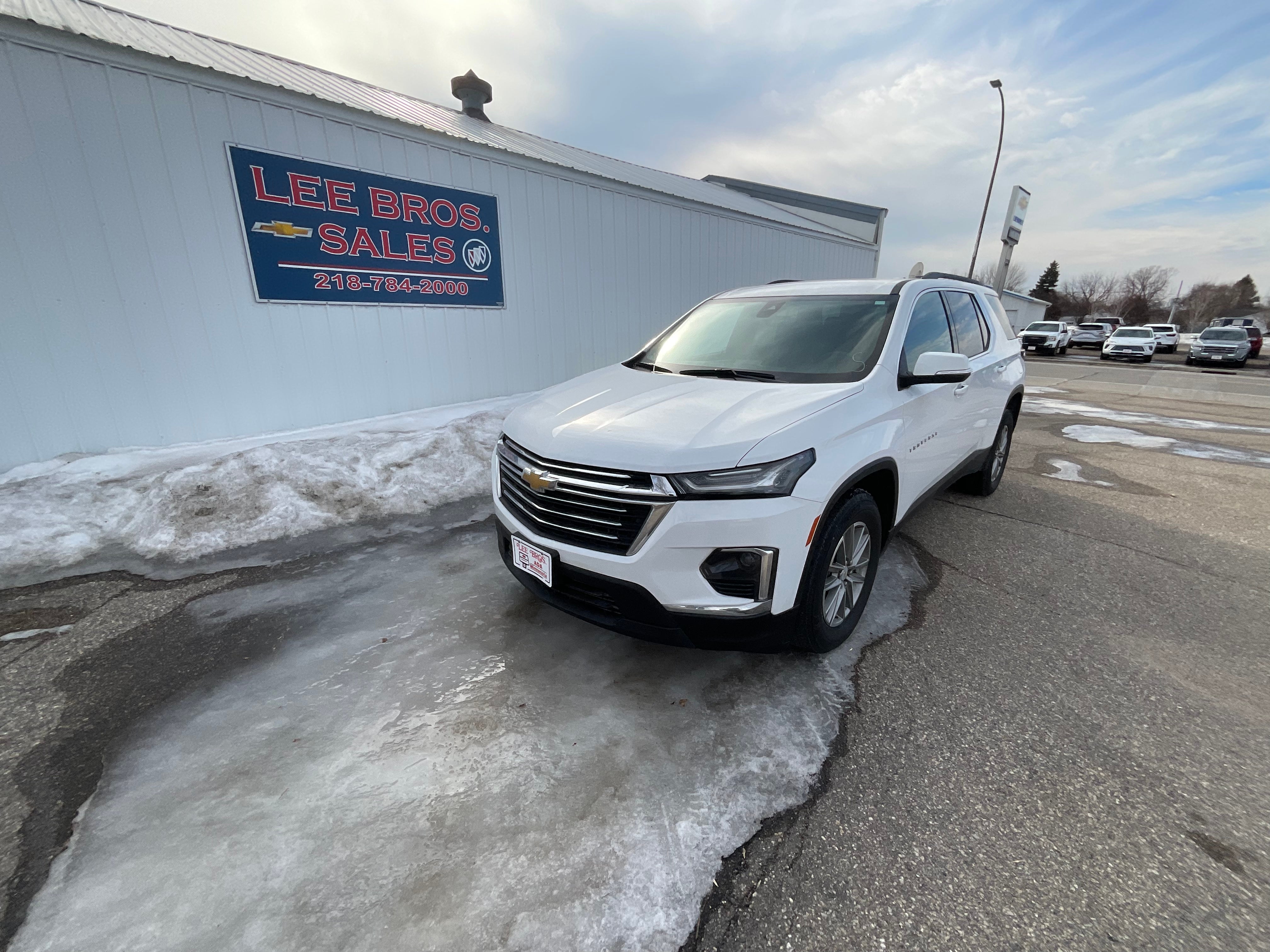 2023 Chevrolet Traverse LT Cloth