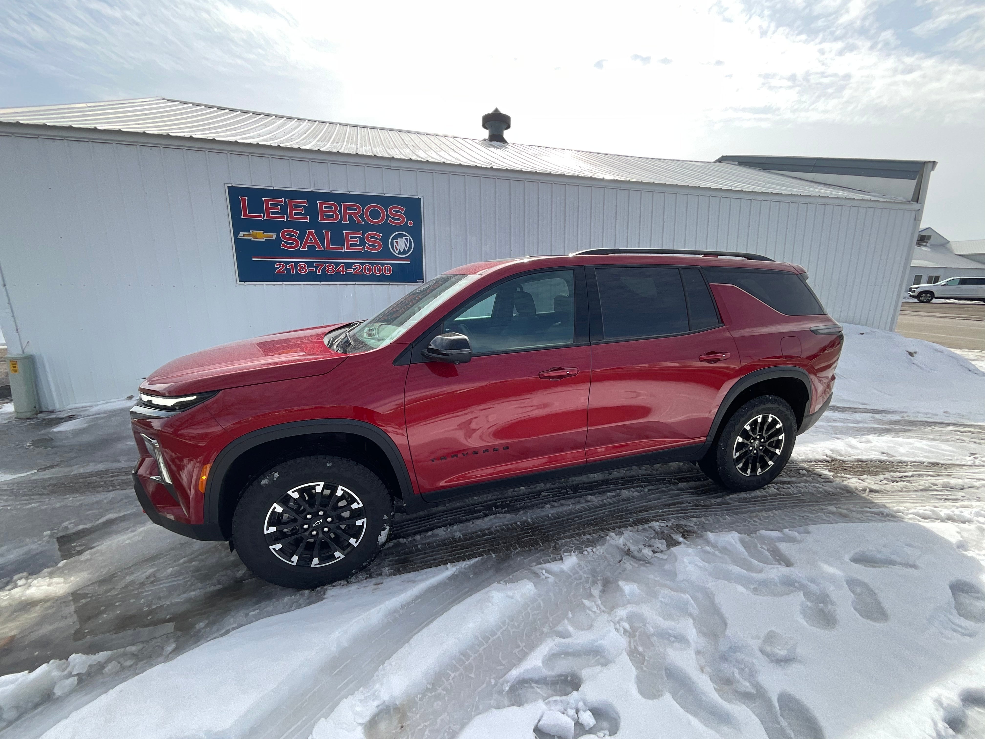Used 2025 Chevrolet Traverse Z71 with VIN 1GNEVJRS4SJ247804 for sale in Ada, Minnesota