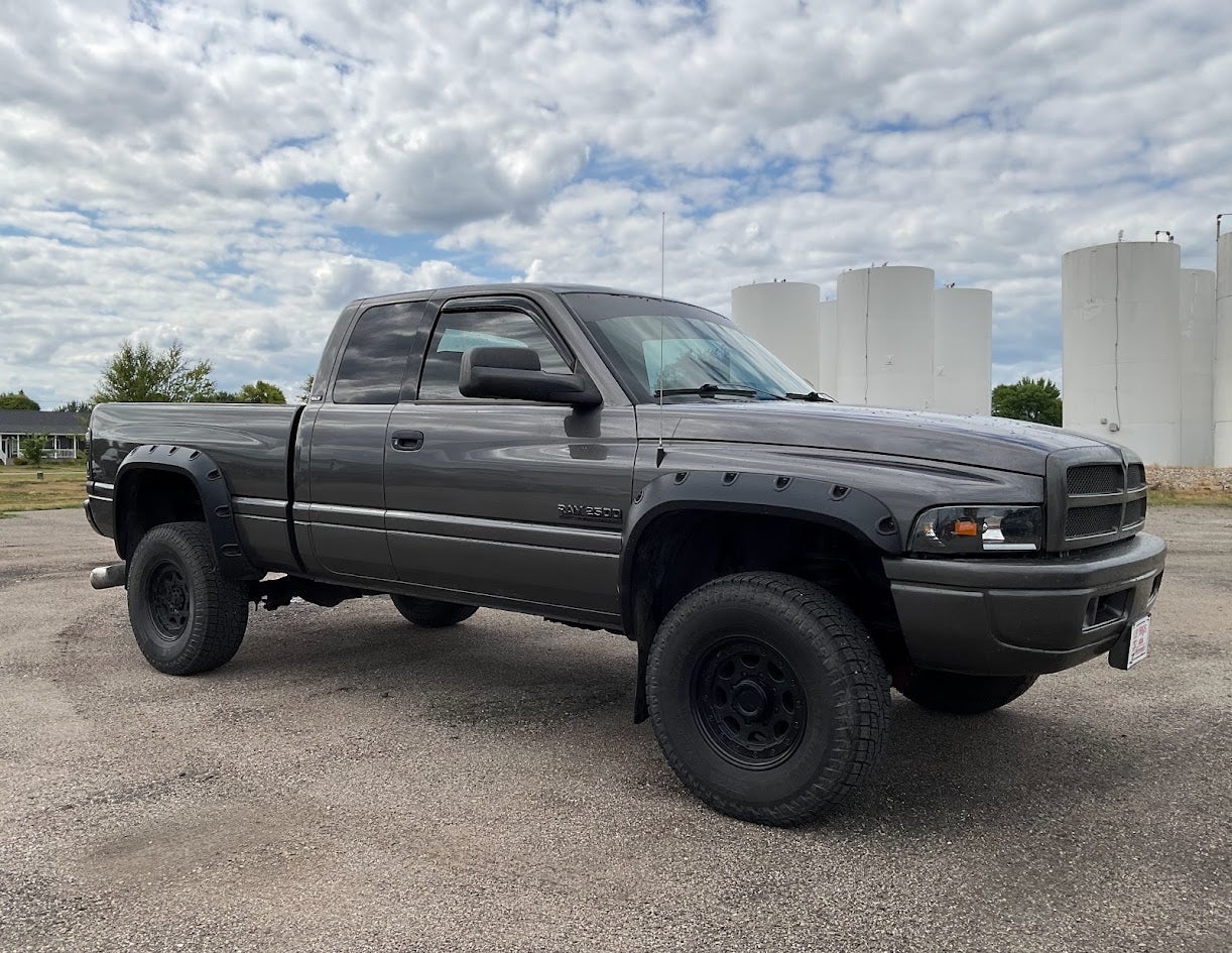 2002 Dodge Ram 2500 Base