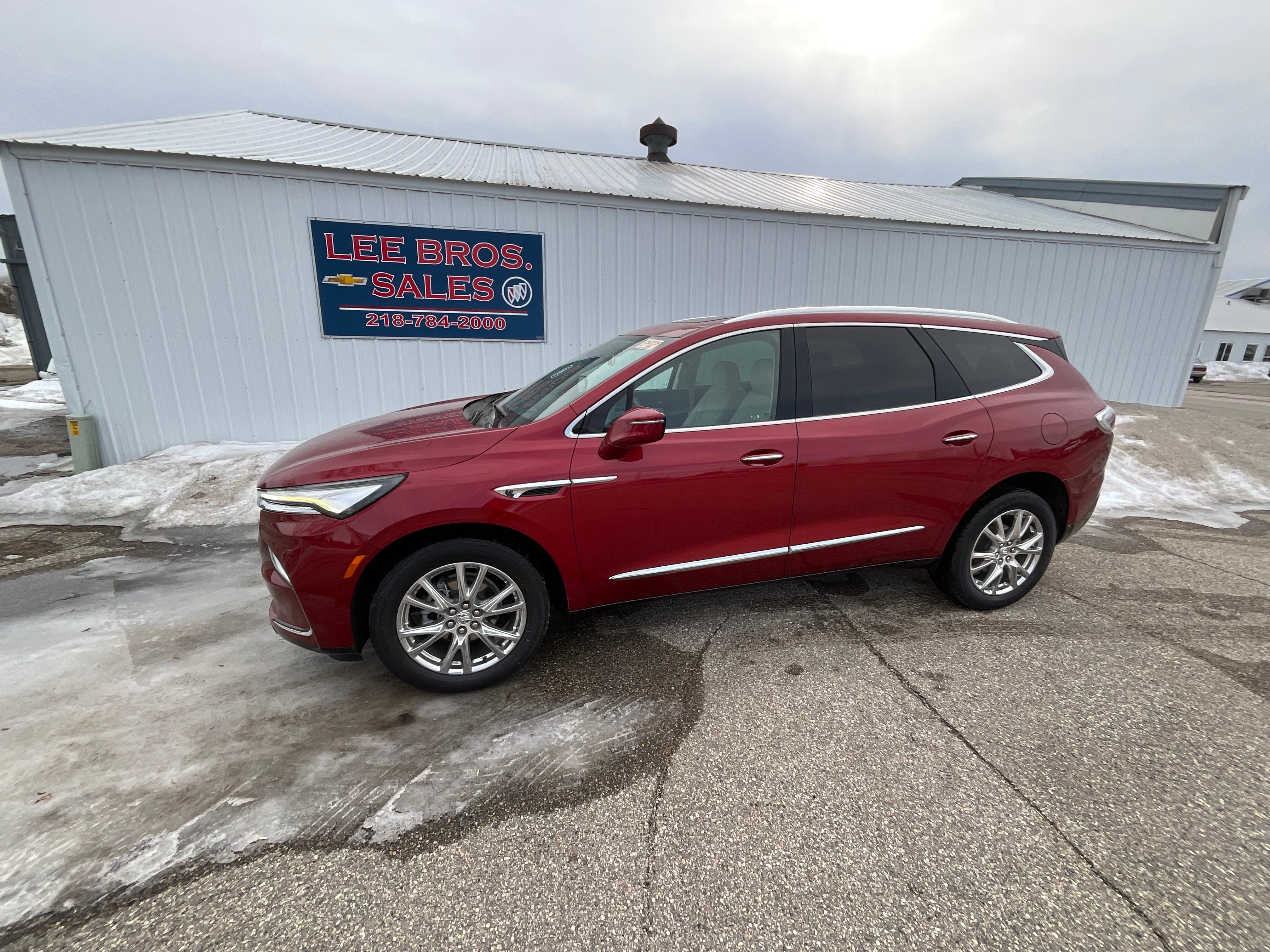2023 Buick Enclave Essence