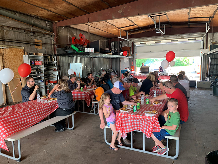 People enjoying their lunch at an event